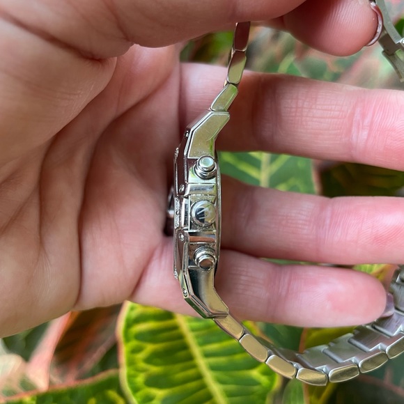 Bulova C8671512 Women’s Chronograph Diamond Studded Bezel Watch - Picture 8 of 12